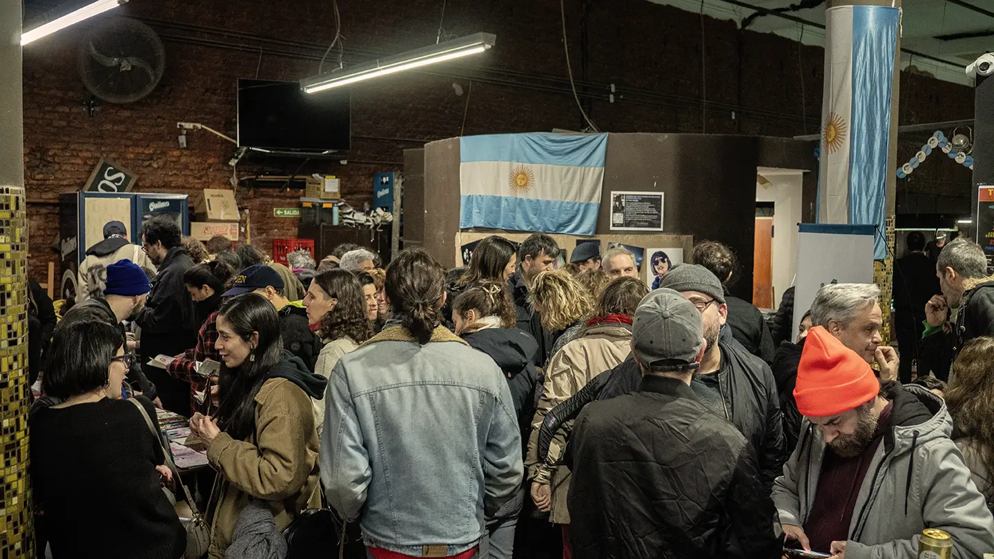 Feria Invasión en Café San Bernardo