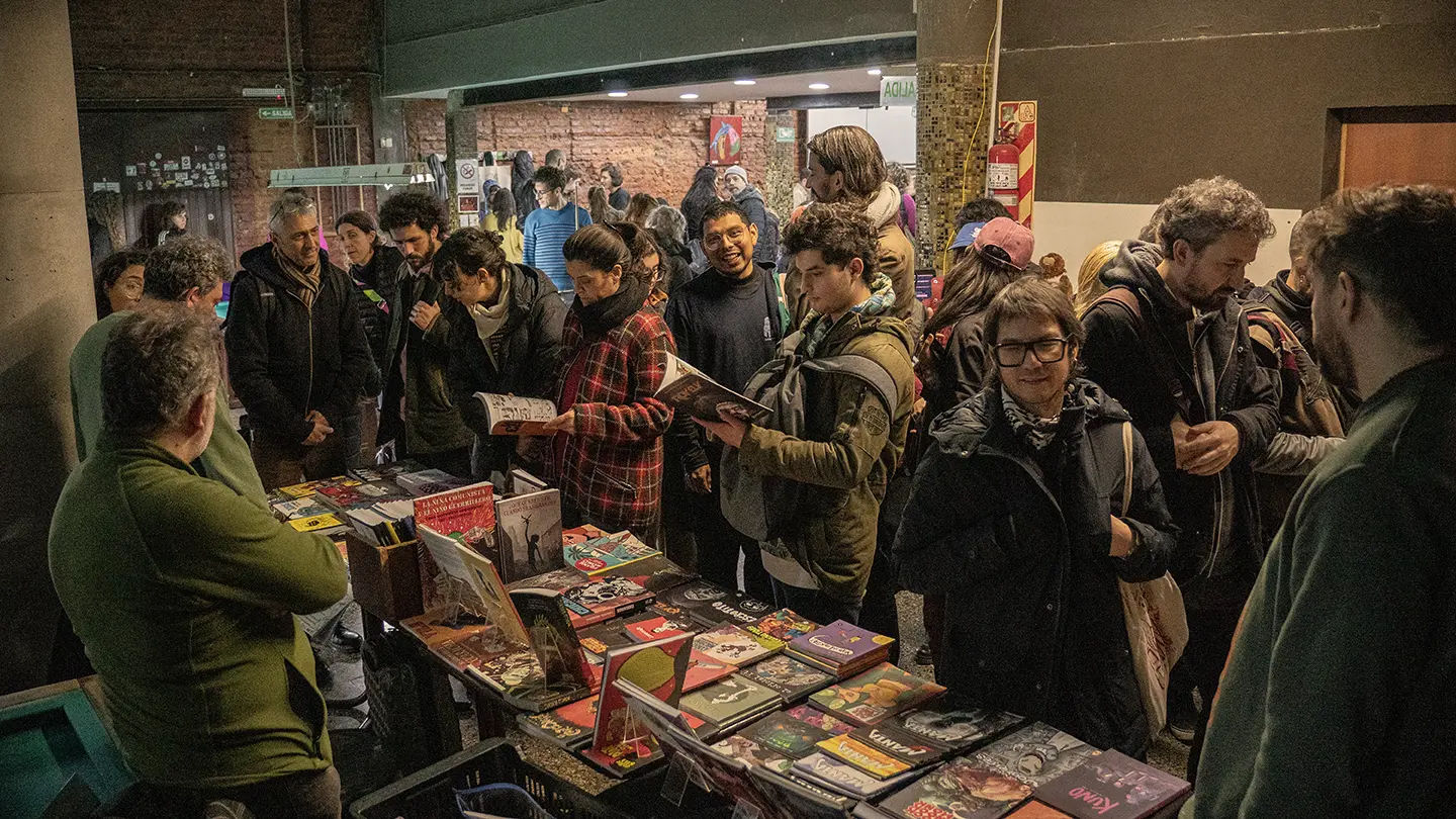 Feria Invasión en Café San Bernardo